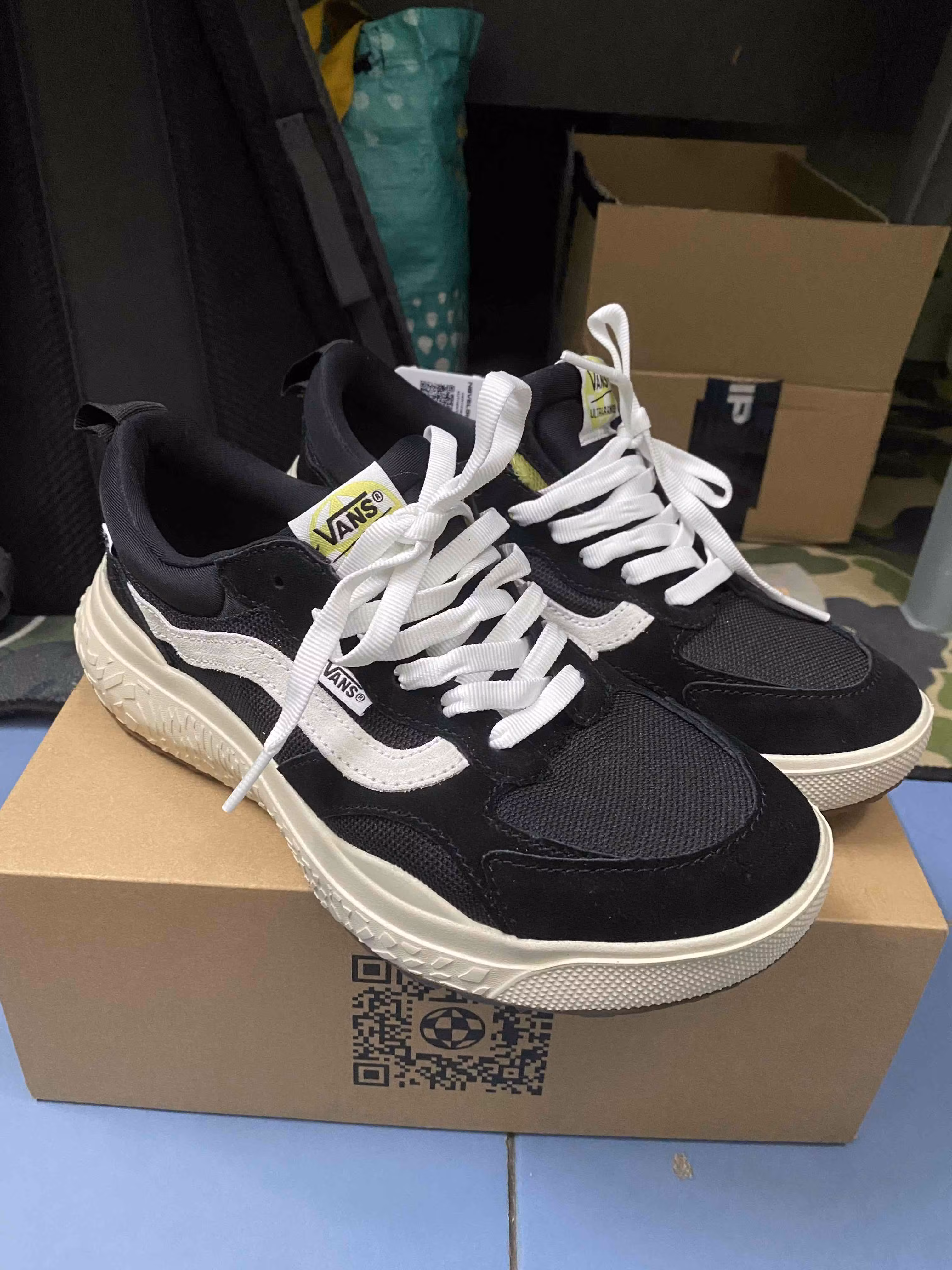 Vans UltraRange Neo VR3 'Black White' VN000BCEBA2 Vans UltraRange Neo VR3 'Black White' VN000BCEBA2